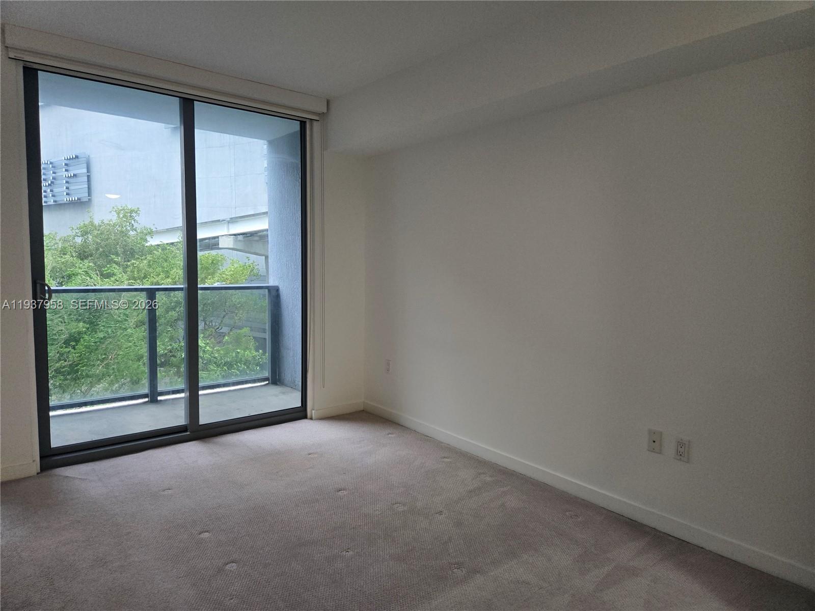 31 SE 6th St #503, Miami FL 33131