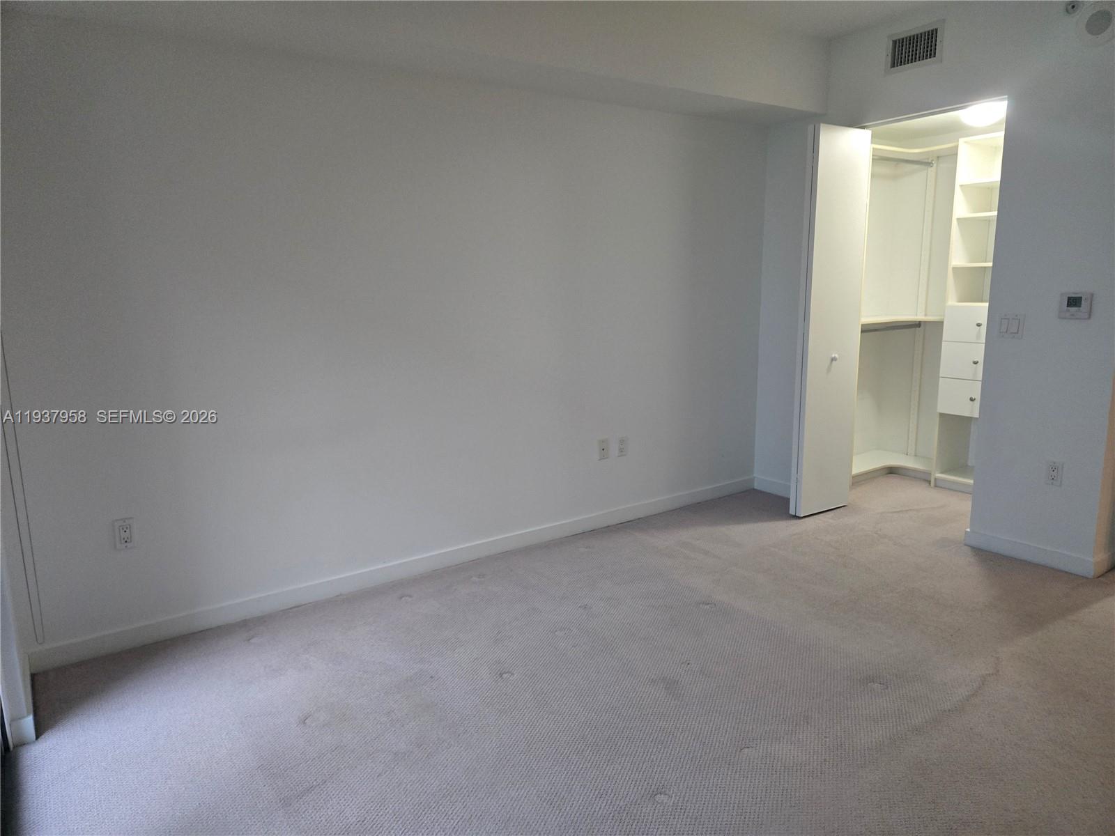 31 SE 6th St #503, Miami FL 33131