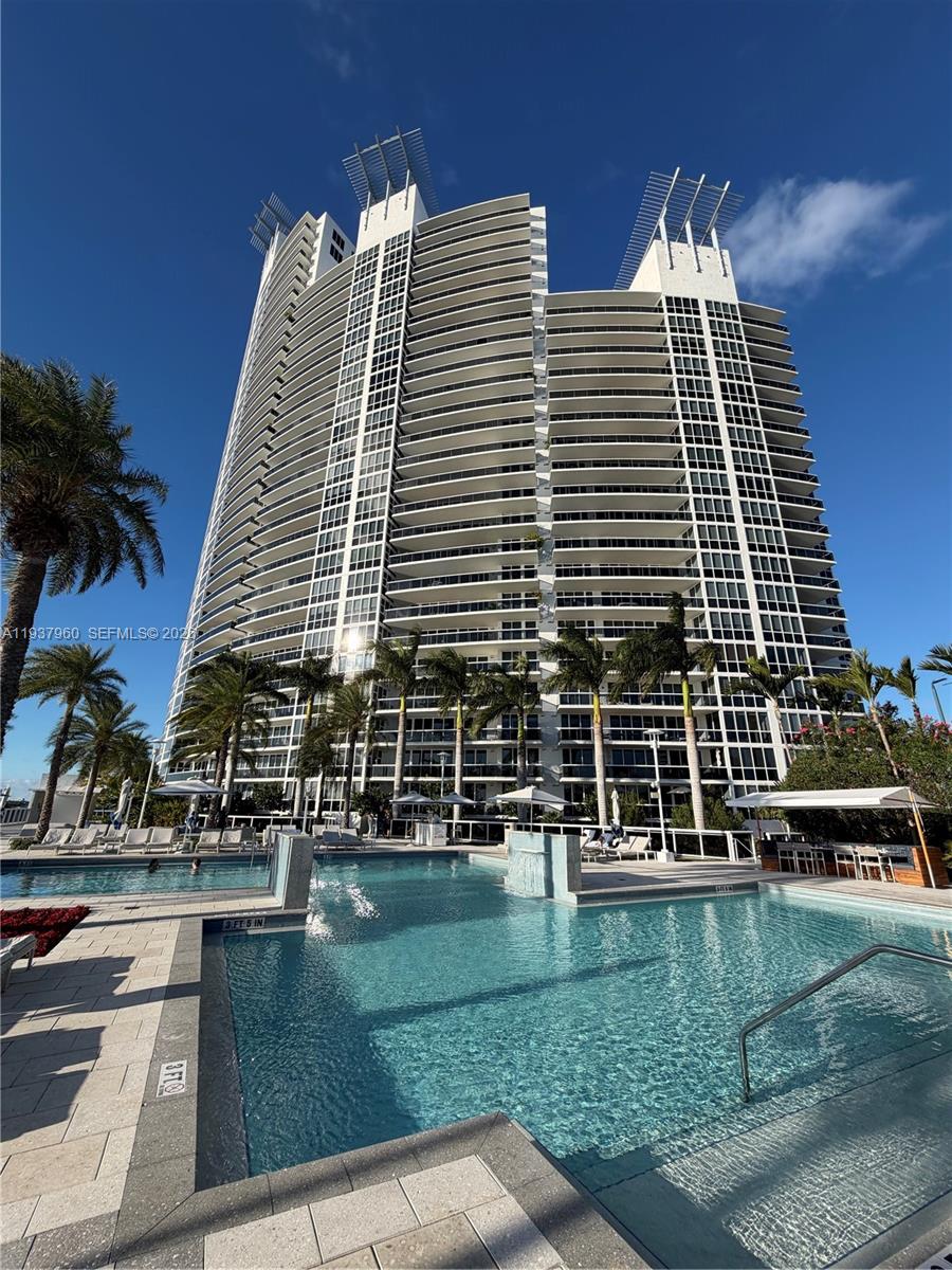 400 Alton Rd #LPH-3007, Miami Beach FL 33139