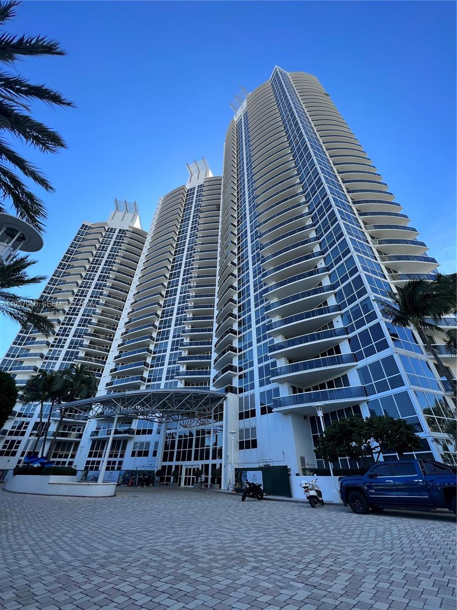 400 Alton Rd #LPH-3007, Miami Beach FL 33139