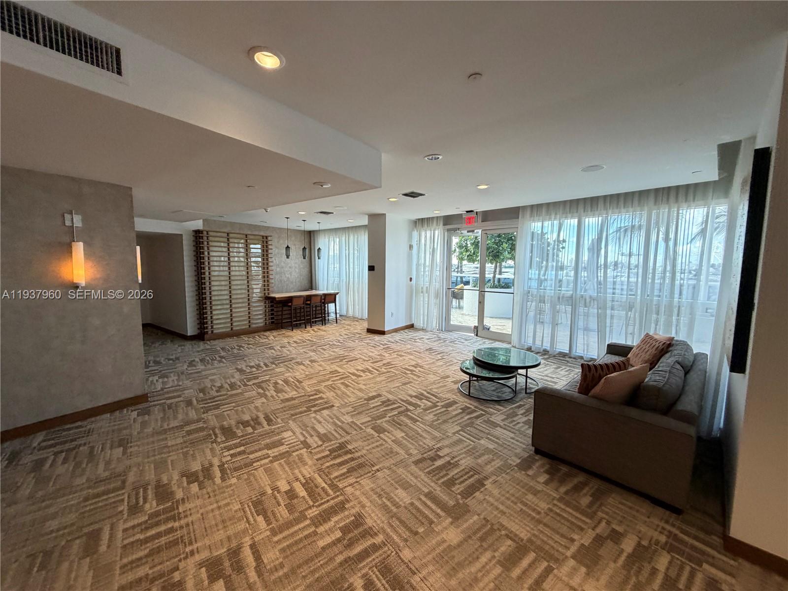 400 Alton Rd #LPH-3007, Miami Beach FL 33139