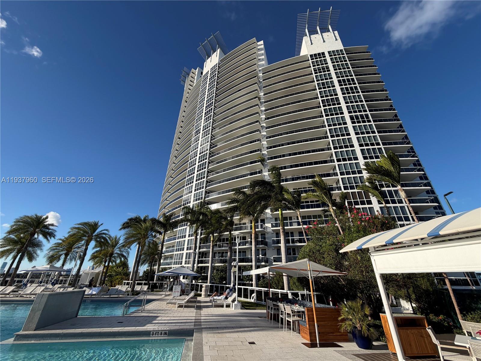 400 Alton Rd #LPH-3007, Miami Beach FL 33139