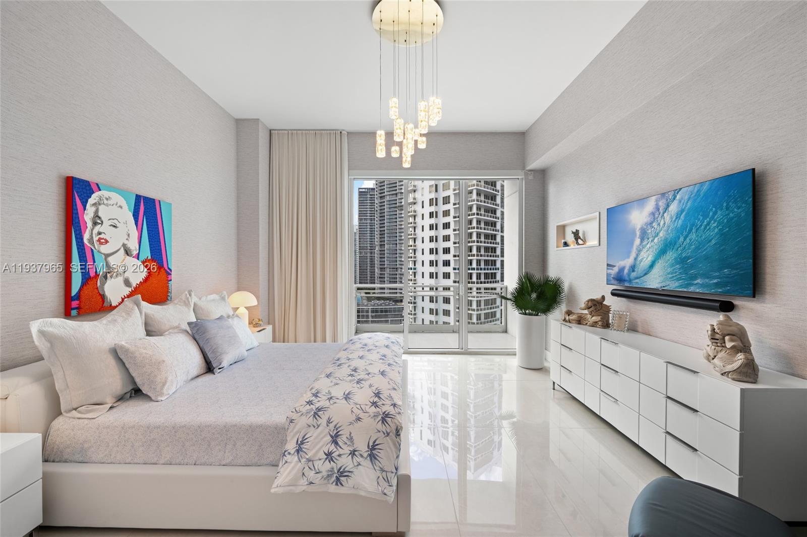 900 Brickell Key Blvd #2004, Miami FL 33131
