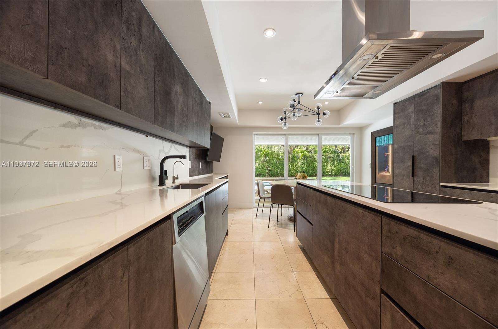 7230 Vistalmar St, Coral Gables FL 33143