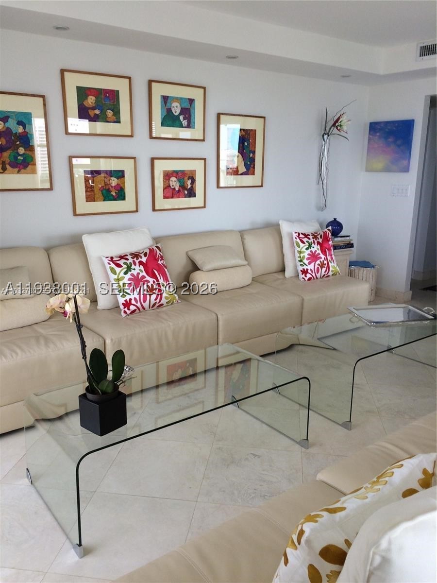 1121 Crandon Blvd #F1107, Key Biscayne FL 33149