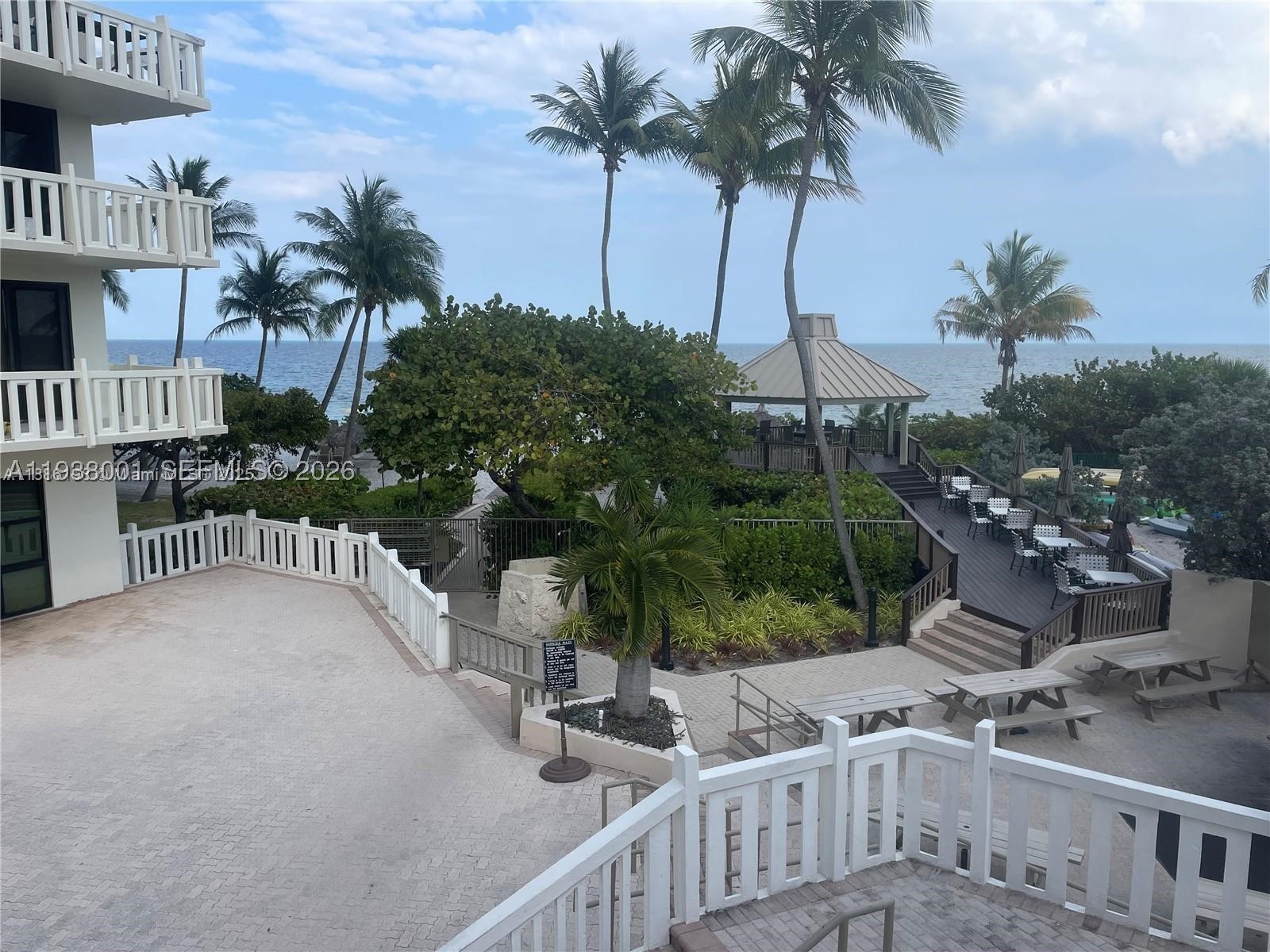 1121 Crandon Blvd #F1107, Key Biscayne FL 33149