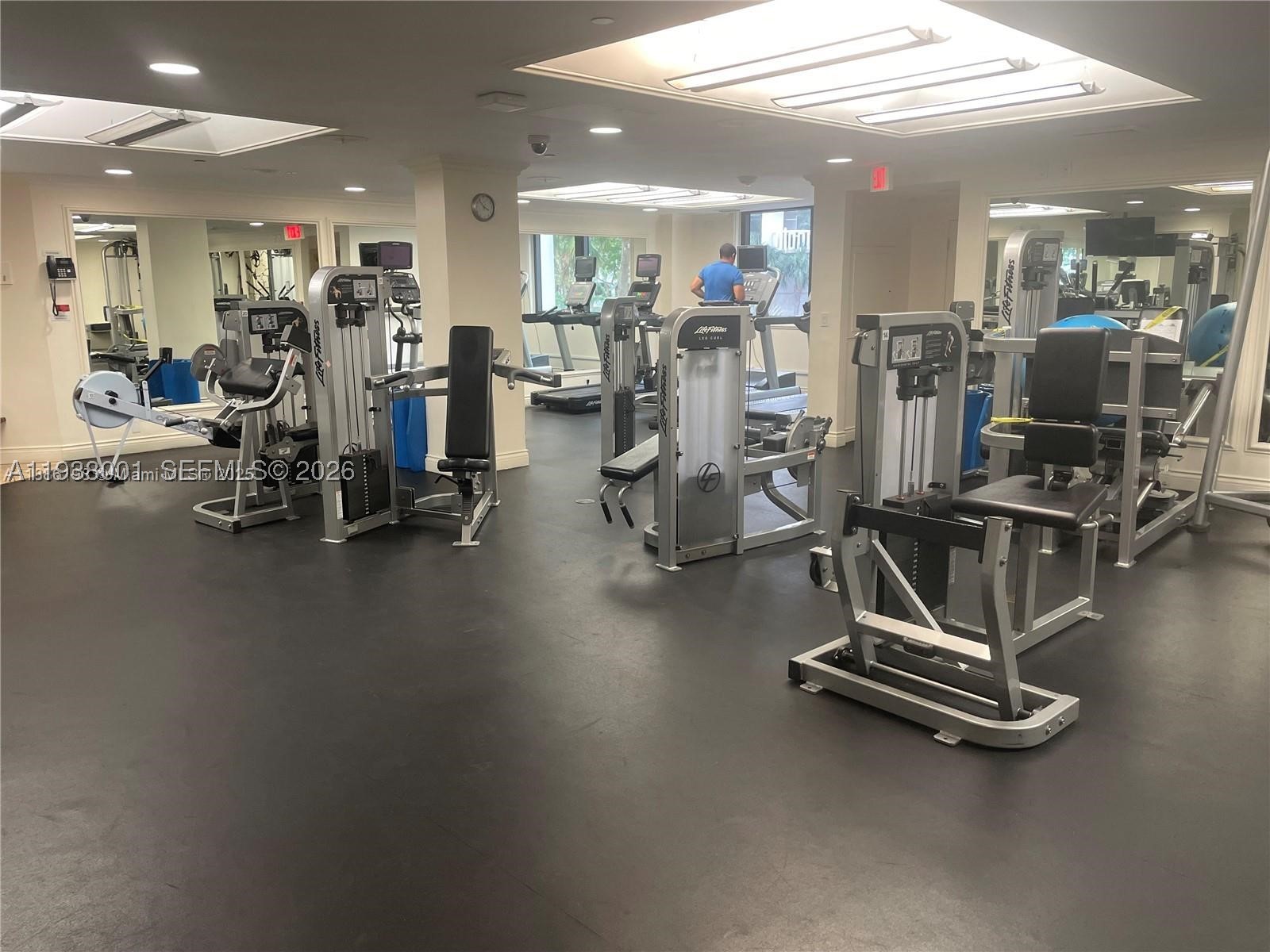 1121 Crandon Blvd #F1107, Key Biscayne FL 33149