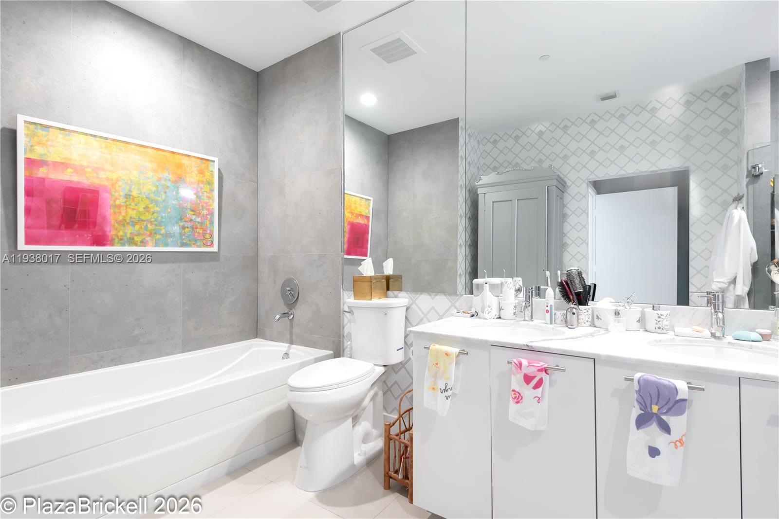 950 BRICKELL BAY DRIVE #5505, Miami FL 33131