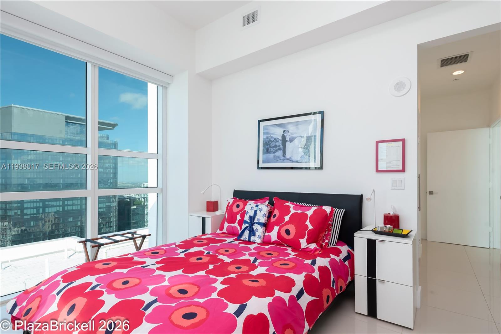 950 BRICKELL BAY DRIVE #5505, Miami FL 33131