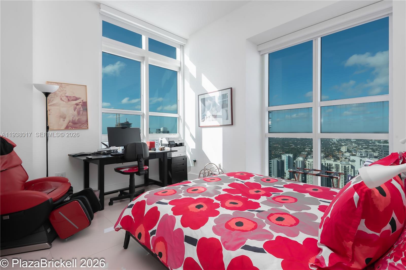 950 BRICKELL BAY DRIVE #5505, Miami FL 33131