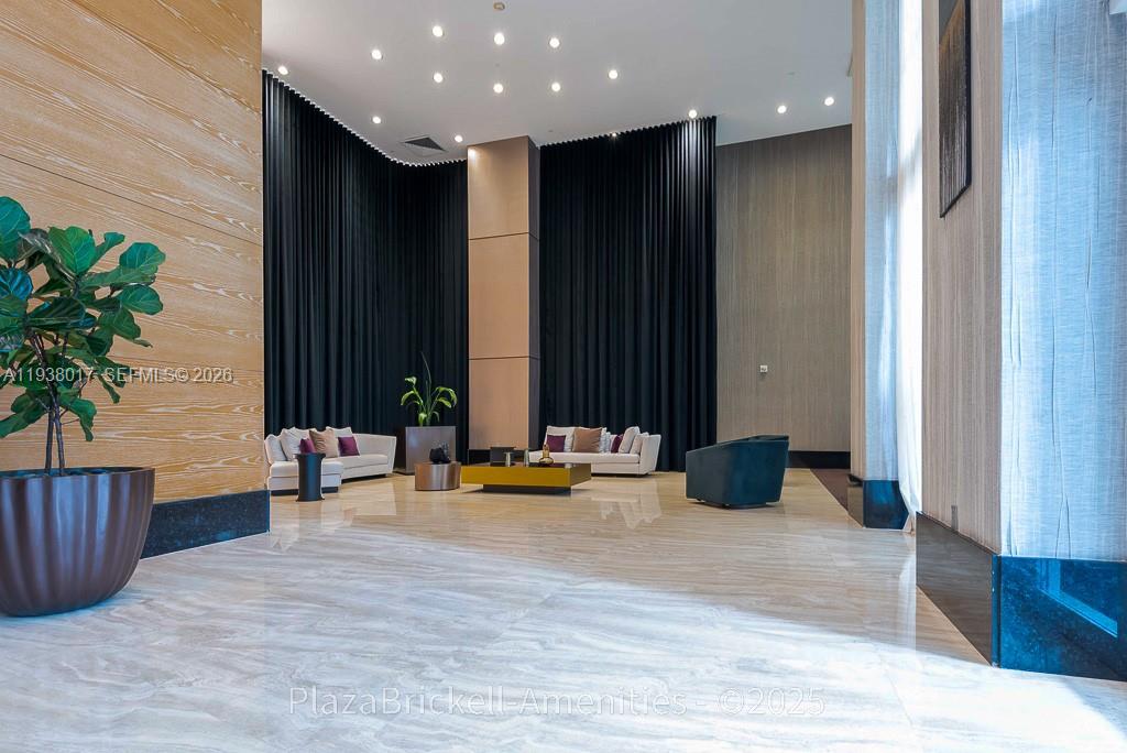 950 BRICKELL BAY DRIVE #5505, Miami FL 33131