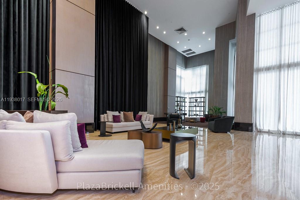 950 BRICKELL BAY DRIVE #5505, Miami FL 33131