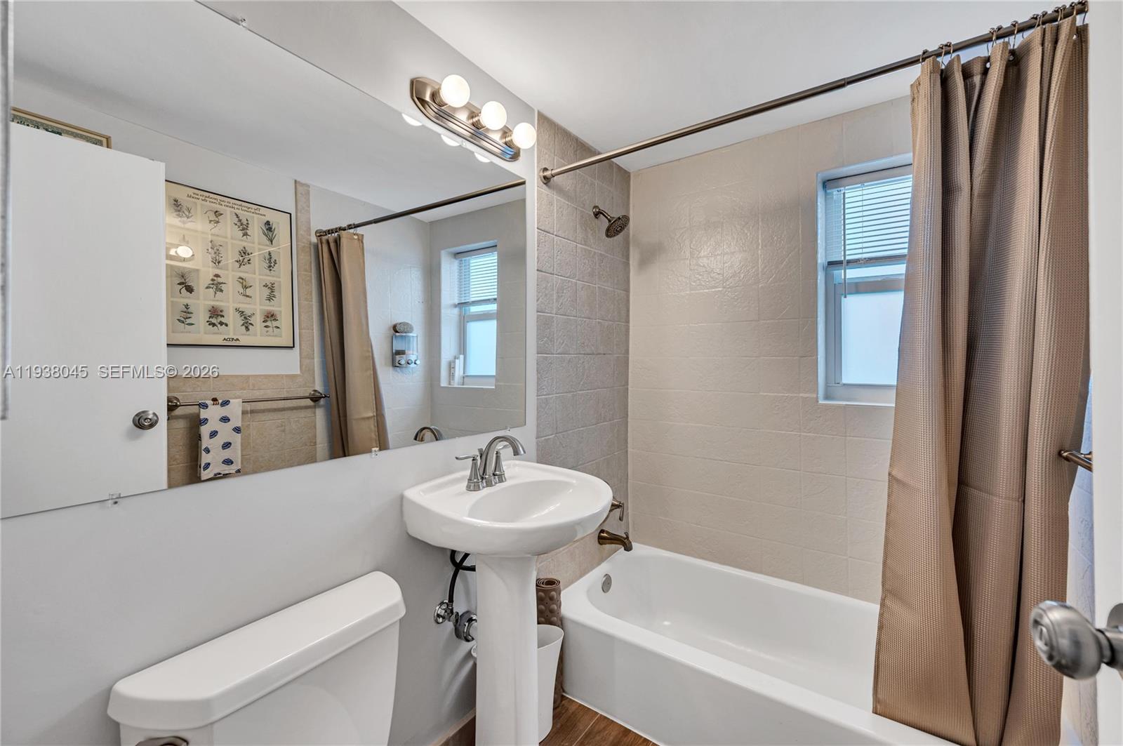 7621 SW 55th Ave #22B, Miami FL 33143