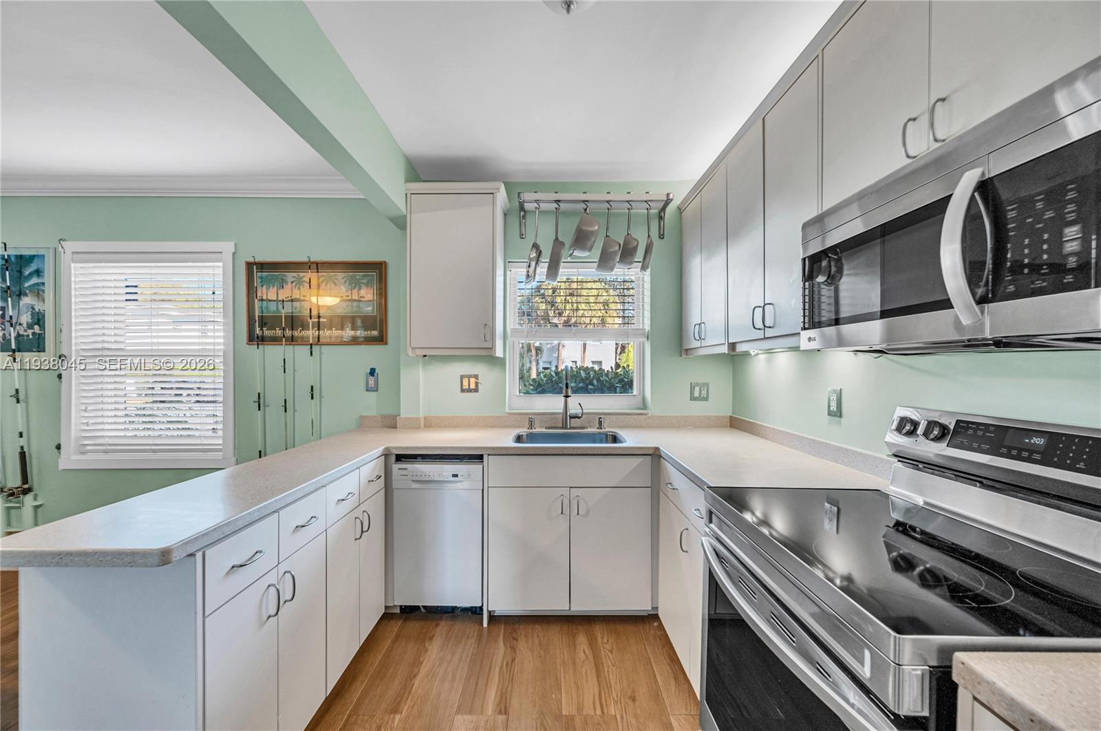 7621 SW 55th Ave #22B, Miami FL 33143