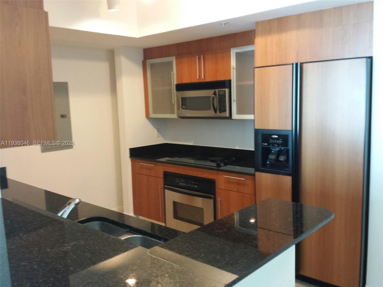 325 S BISCAYNE BL #1819, Miami FL 33131