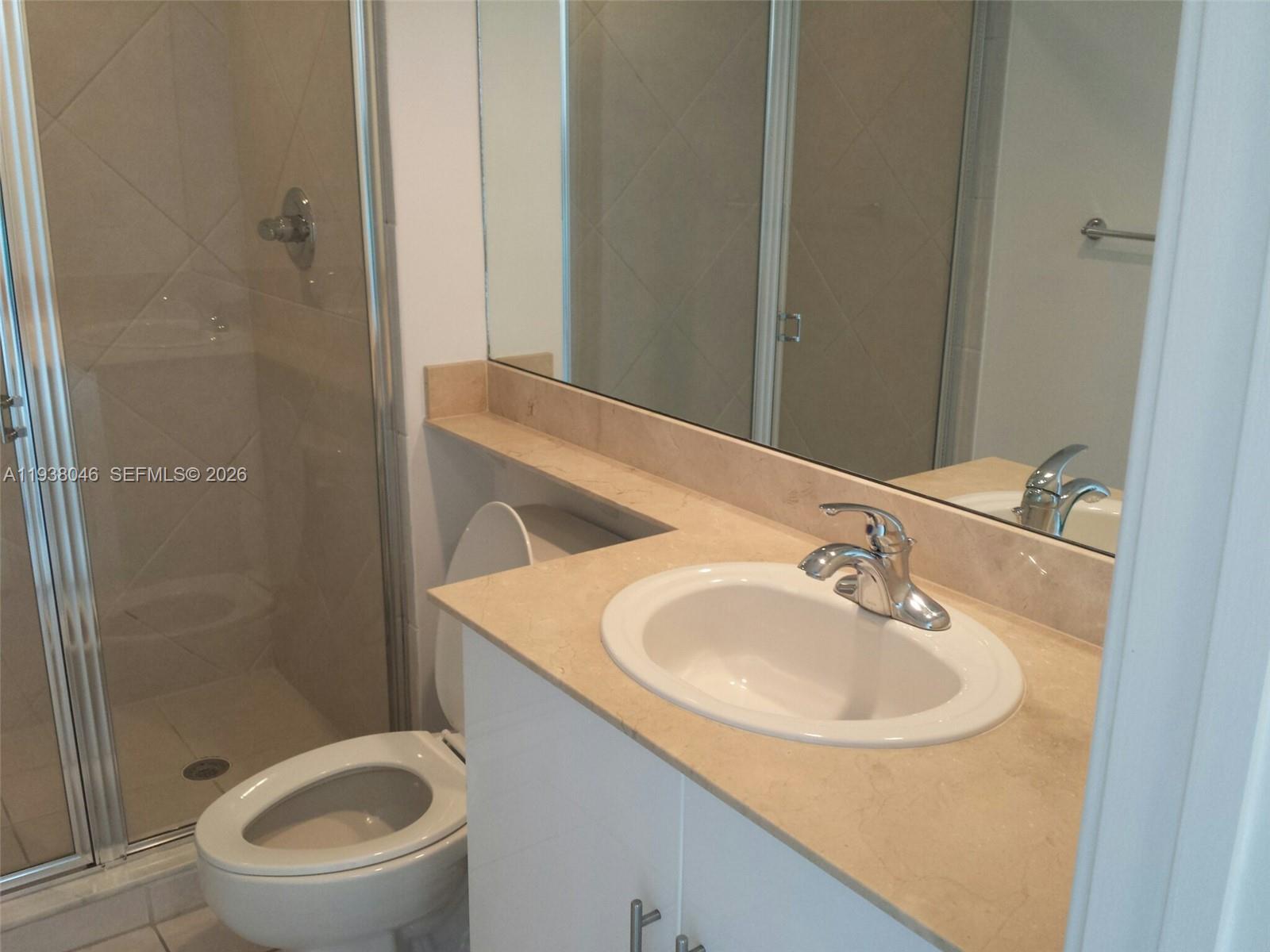 325 S BISCAYNE BL #1819, Miami FL 33131