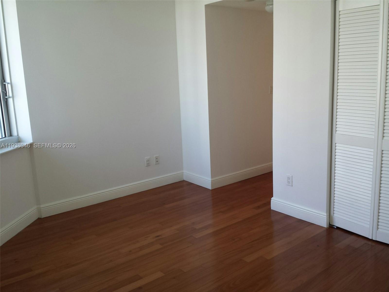 325 S BISCAYNE BL #1819, Miami FL 33131
