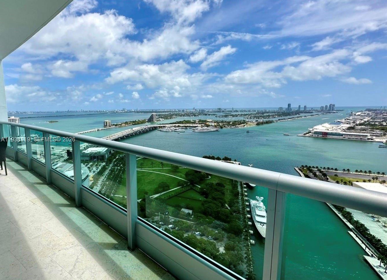 900 Biscayne Blvd #4203, Miami FL 33132