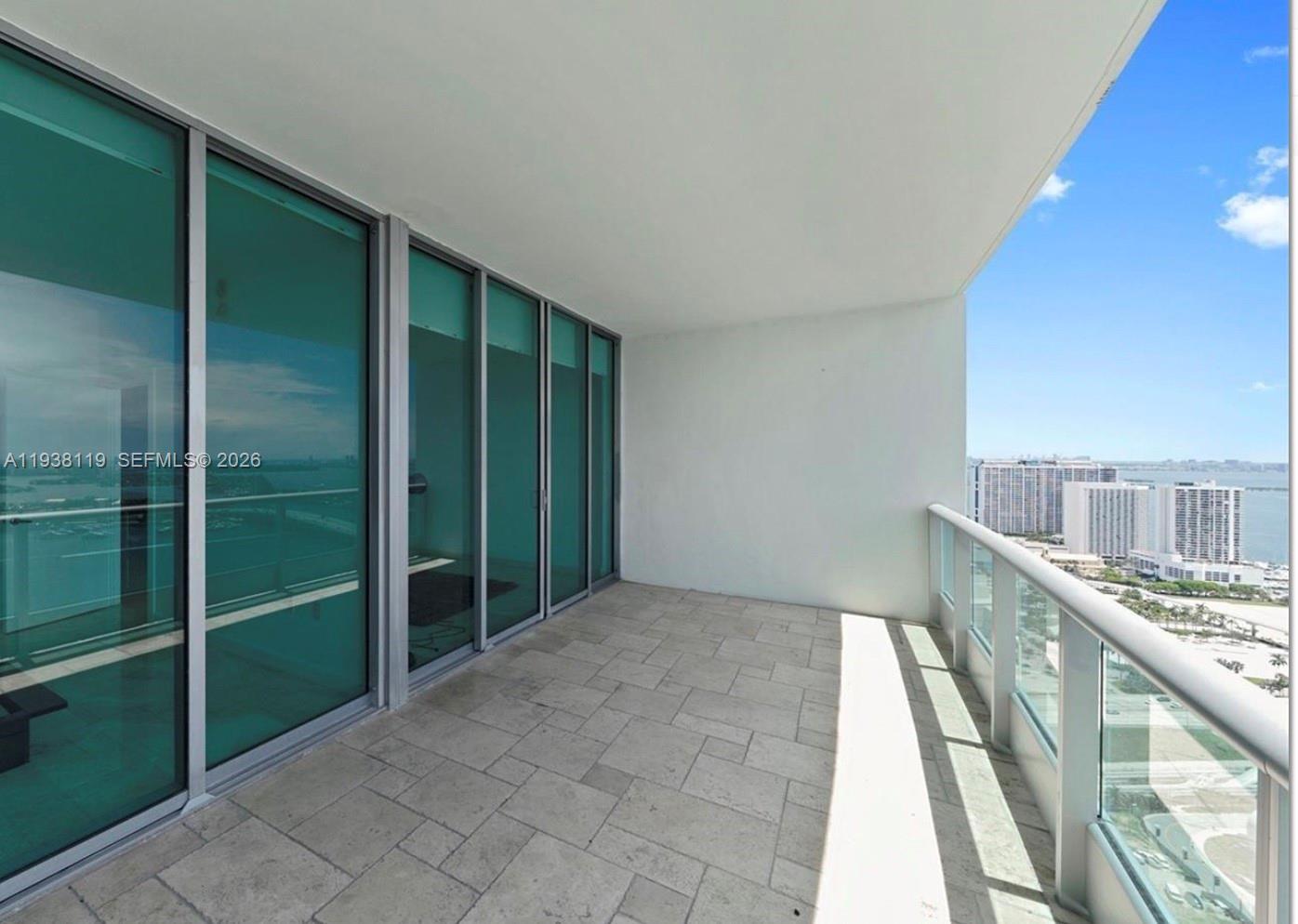 900 Biscayne Blvd #4203, Miami FL 33132