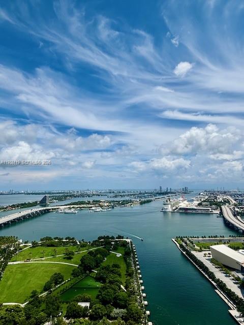 900 Biscayne Blvd #4203, Miami FL 33132