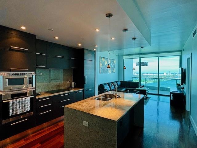 900 Biscayne Blvd #4203, Miami FL 33132
