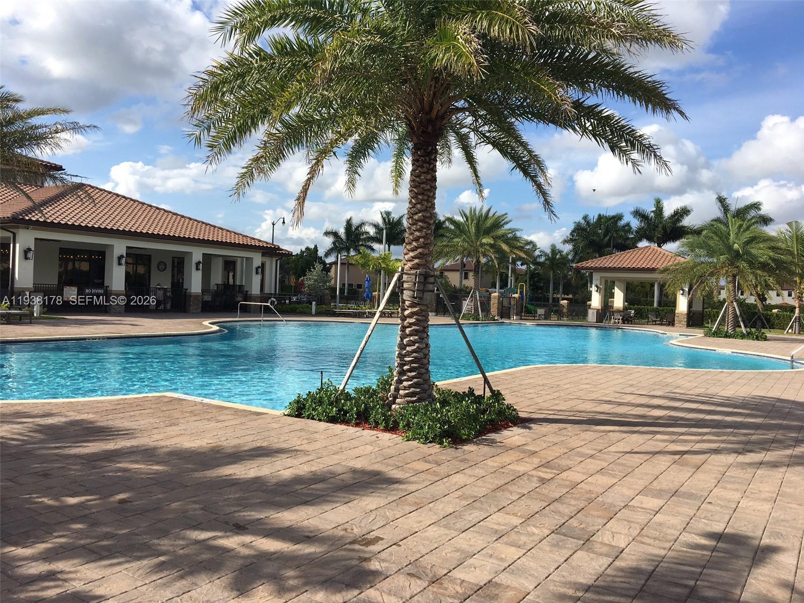 191 SE 35 TH AV., Homestead FL 33033
