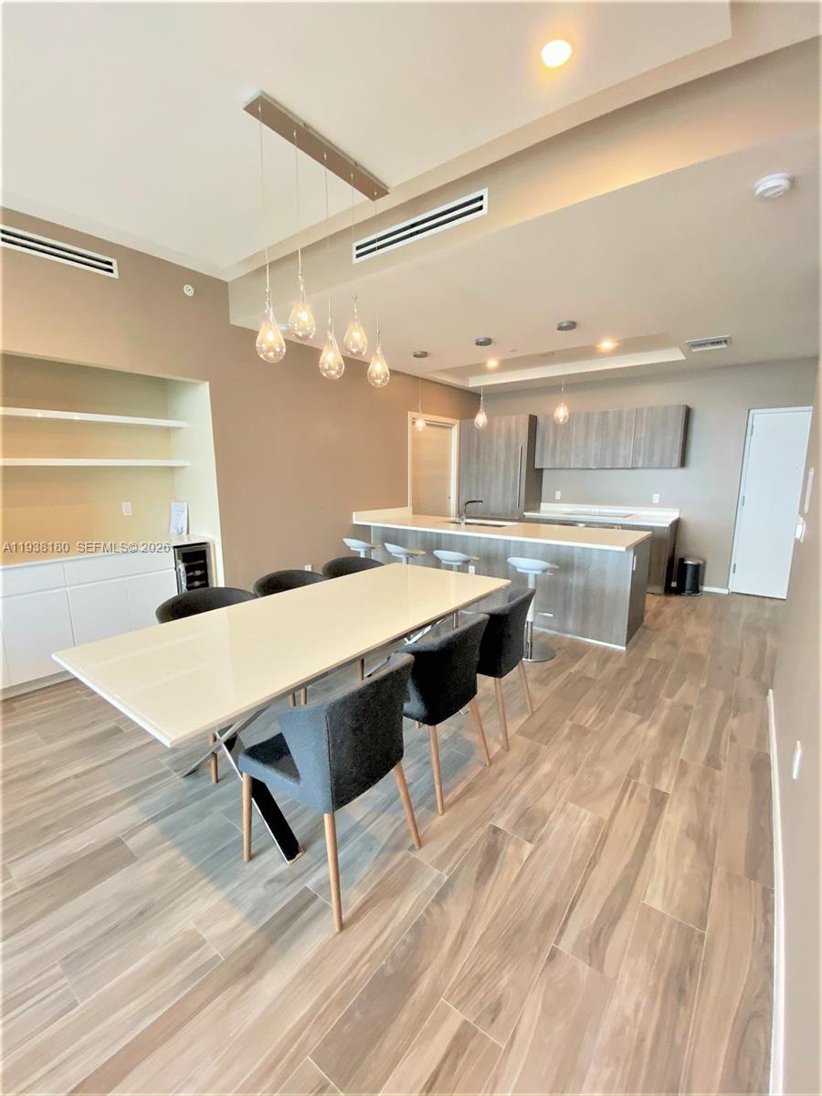 801 S Miami Ave #5410, Miami FL 33130