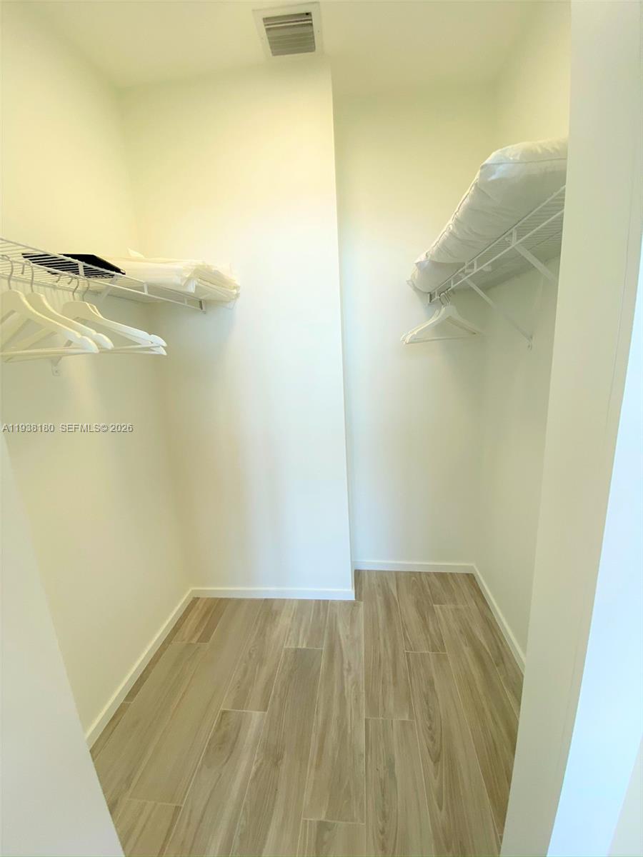 801 S Miami Ave #5410, Miami FL 33130
