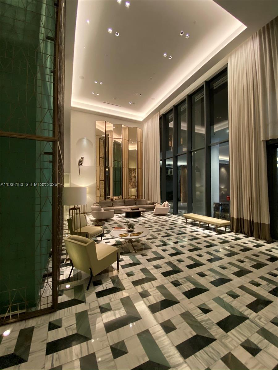 801 S Miami Ave #5410, Miami FL 33130
