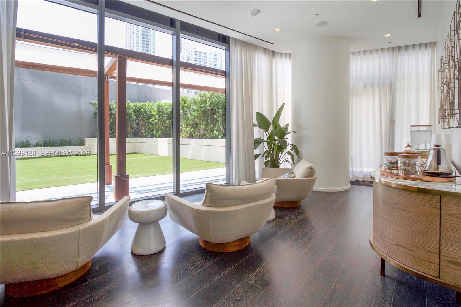 801 S Miami Ave #5410, Miami FL 33130