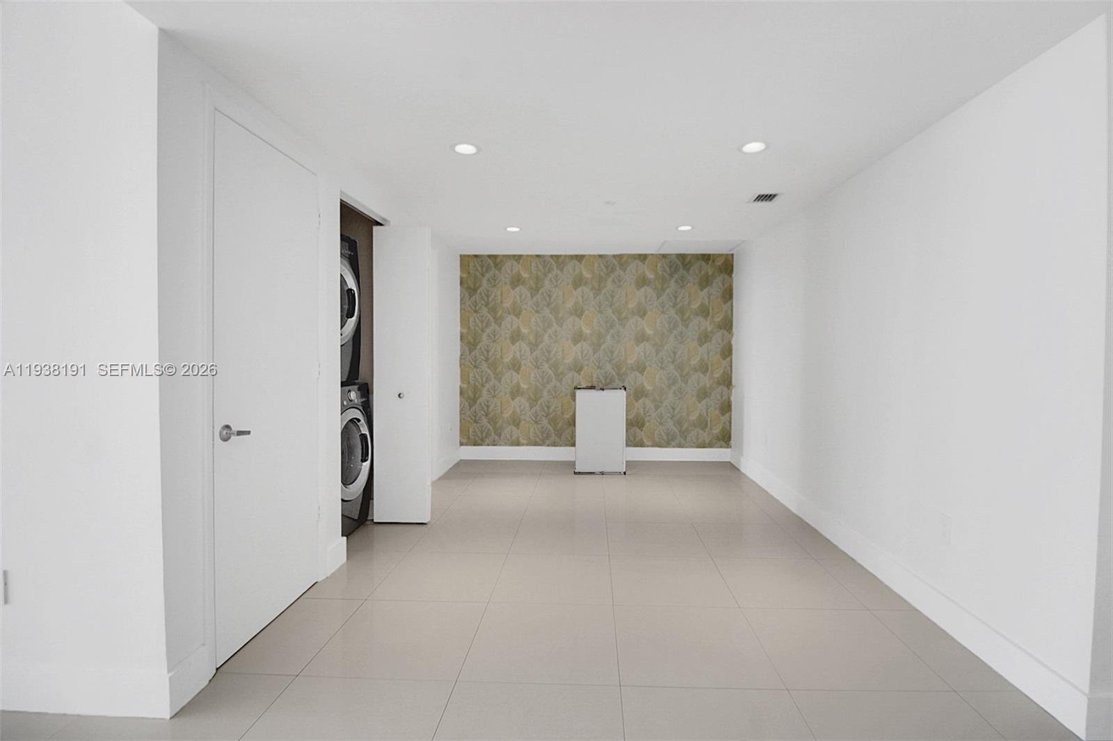 495 Brickell Ave #4605, Miami FL 33131