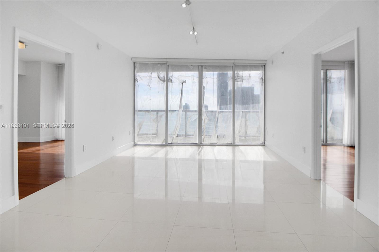 495 Brickell Ave #4605, Miami FL 33131