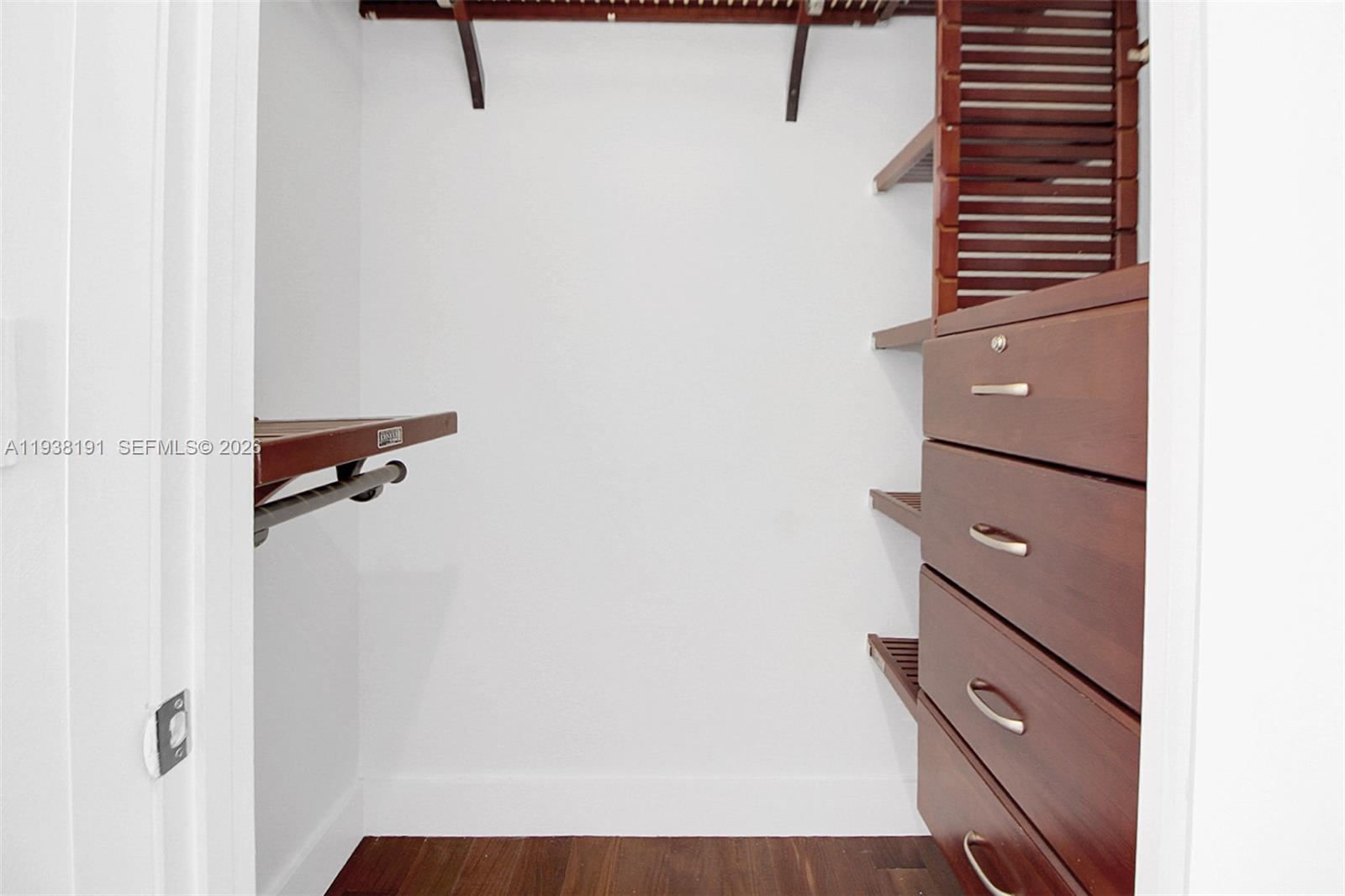 495 Brickell Ave #4605, Miami FL 33131