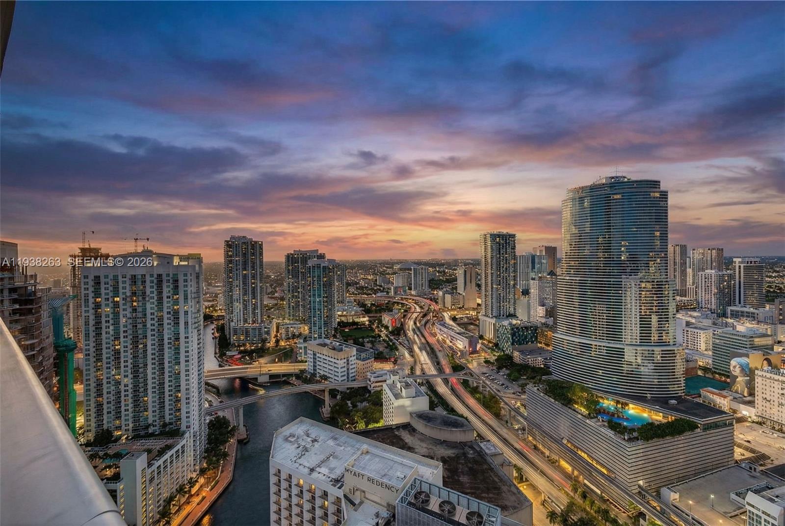 200 Biscayne Boulevard Way #4414, Miami FL 33131