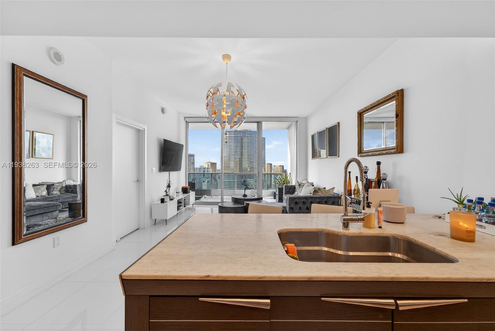 200 Biscayne Boulevard Way #4414, Miami FL 33131