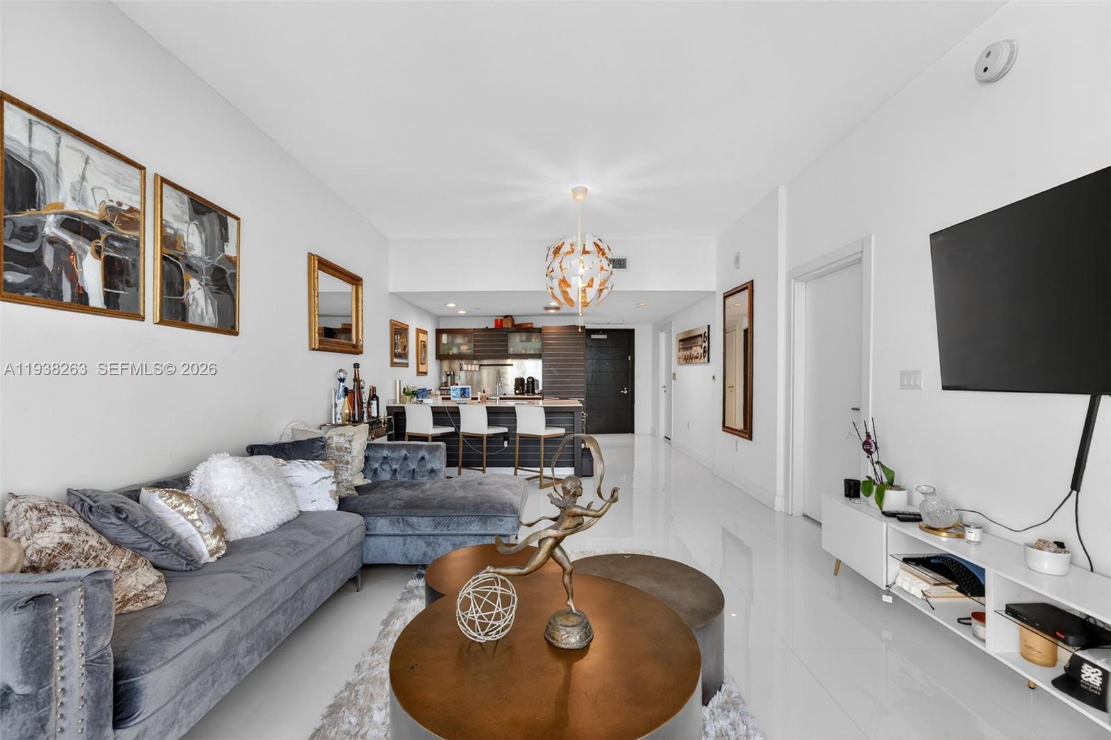 200 Biscayne Boulevard Way #4414, Miami FL 33131