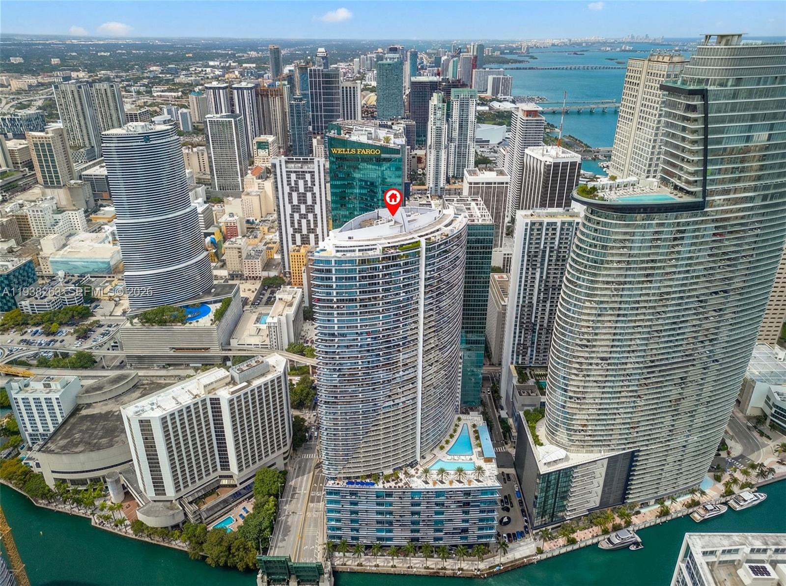 200 Biscayne Boulevard Way #4414, Miami FL 33131