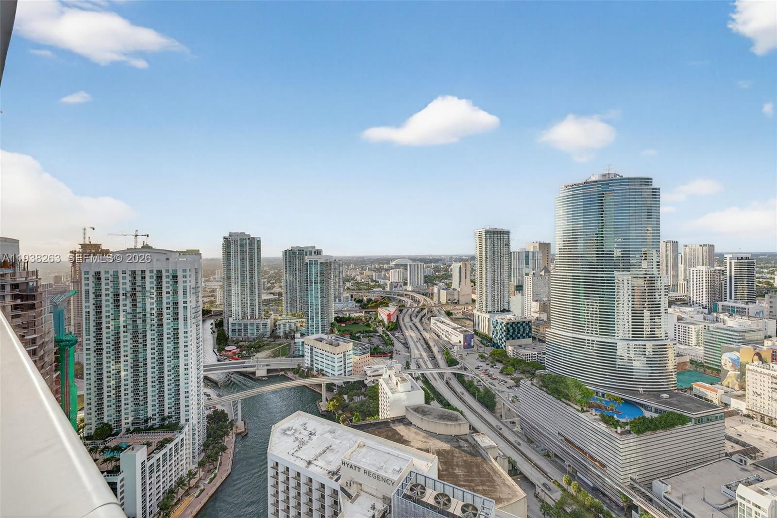 200 Biscayne Boulevard Way #4414, Miami FL 33131