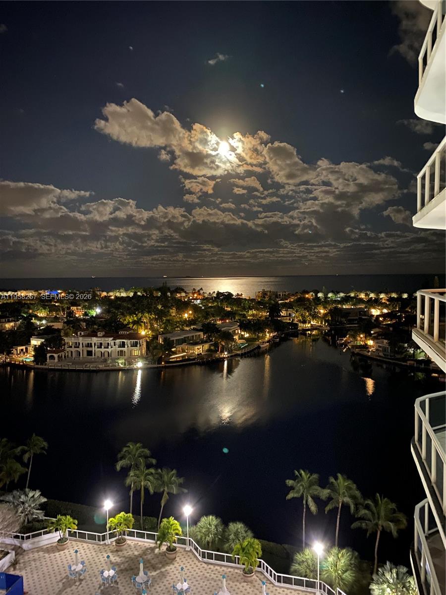 3802 NE 207th St #1204, Aventura FL 33180