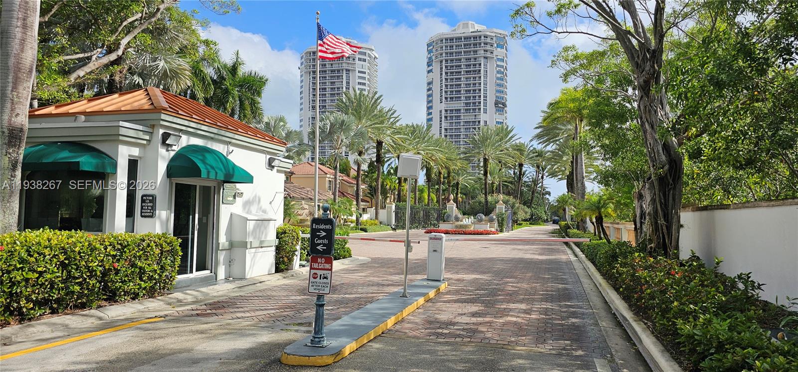 3802 NE 207th St #1204, Aventura FL 33180