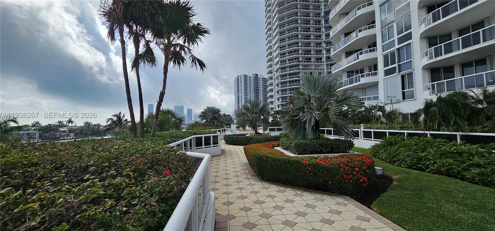 3802 NE 207th St #1204, Aventura FL 33180