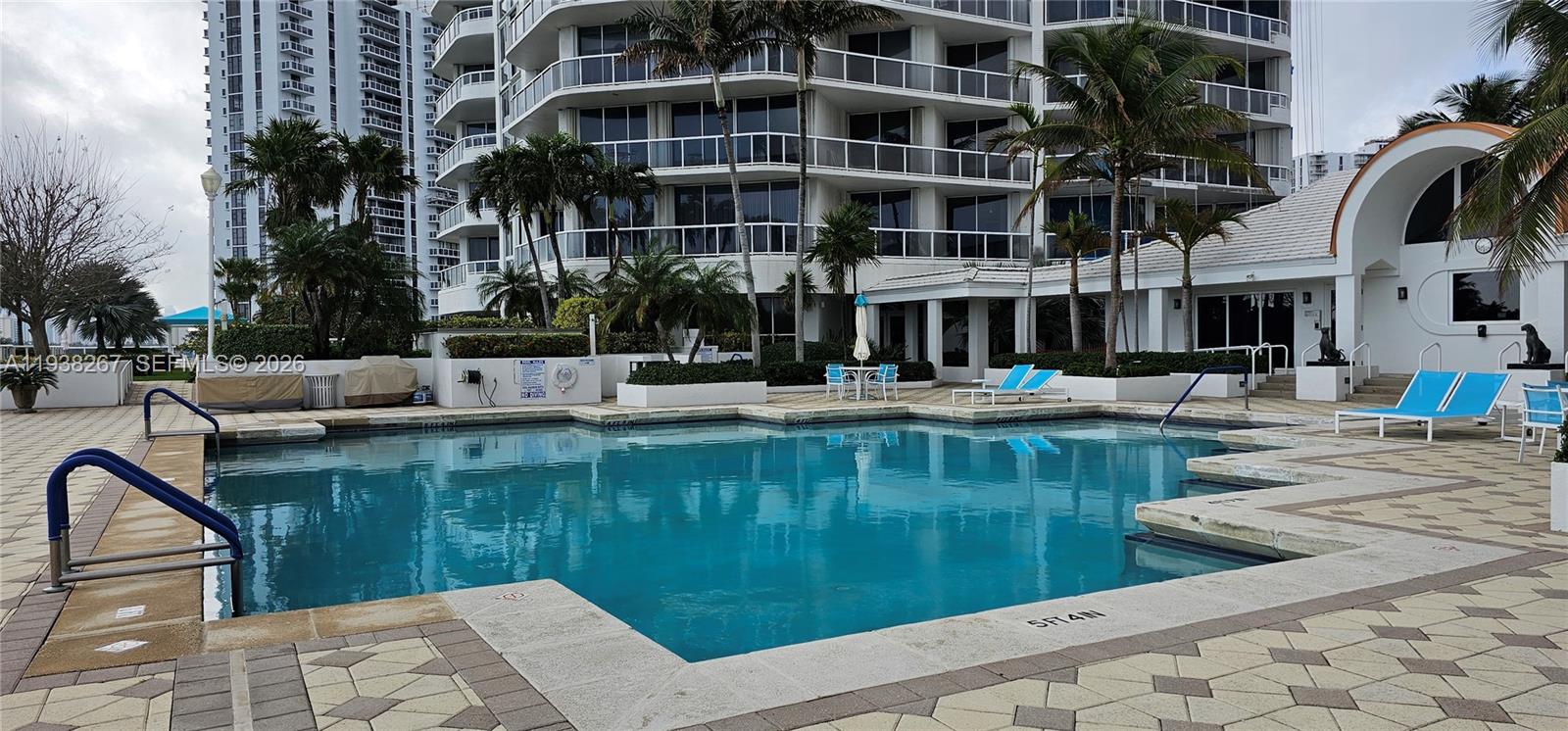 3802 NE 207th St #1204, Aventura FL 33180