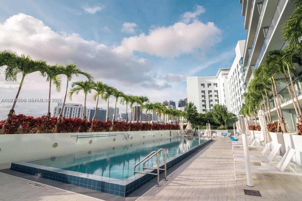 1600 SW 1st Ave #810, Miami FL 33129