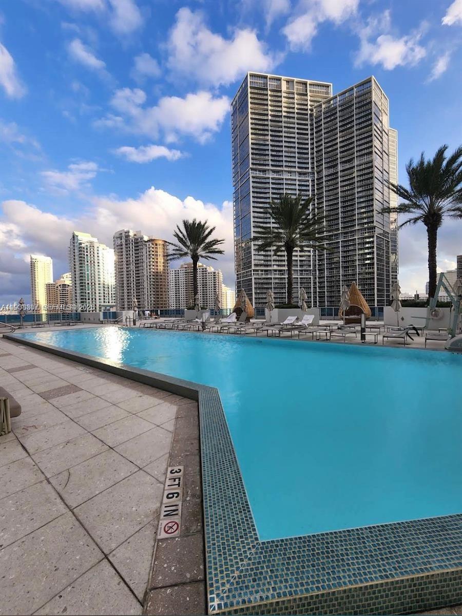 200 Biscayne Boulevard Way #906, Miami FL 33131