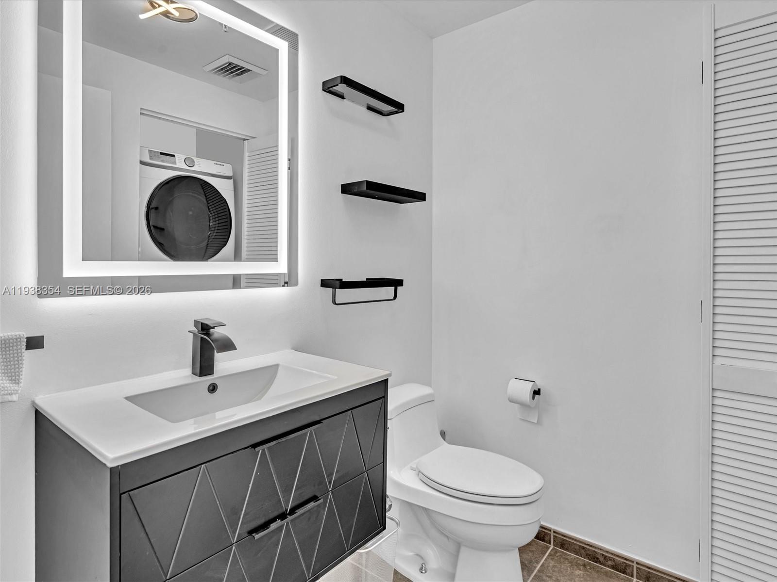 3470 E Coast Ave #H0504, Miami FL 33137