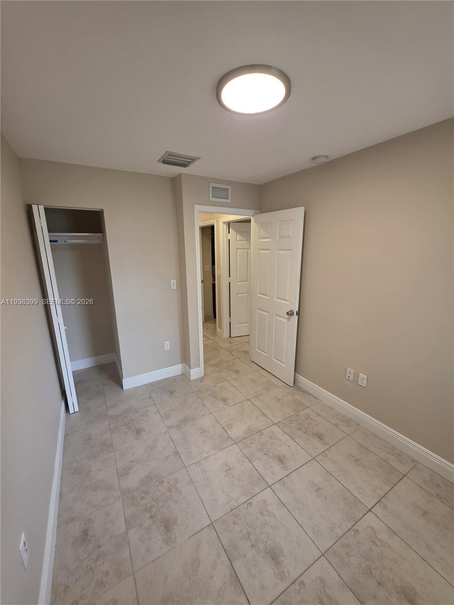 1990 NW 4th Ct #7, Miami FL 33136