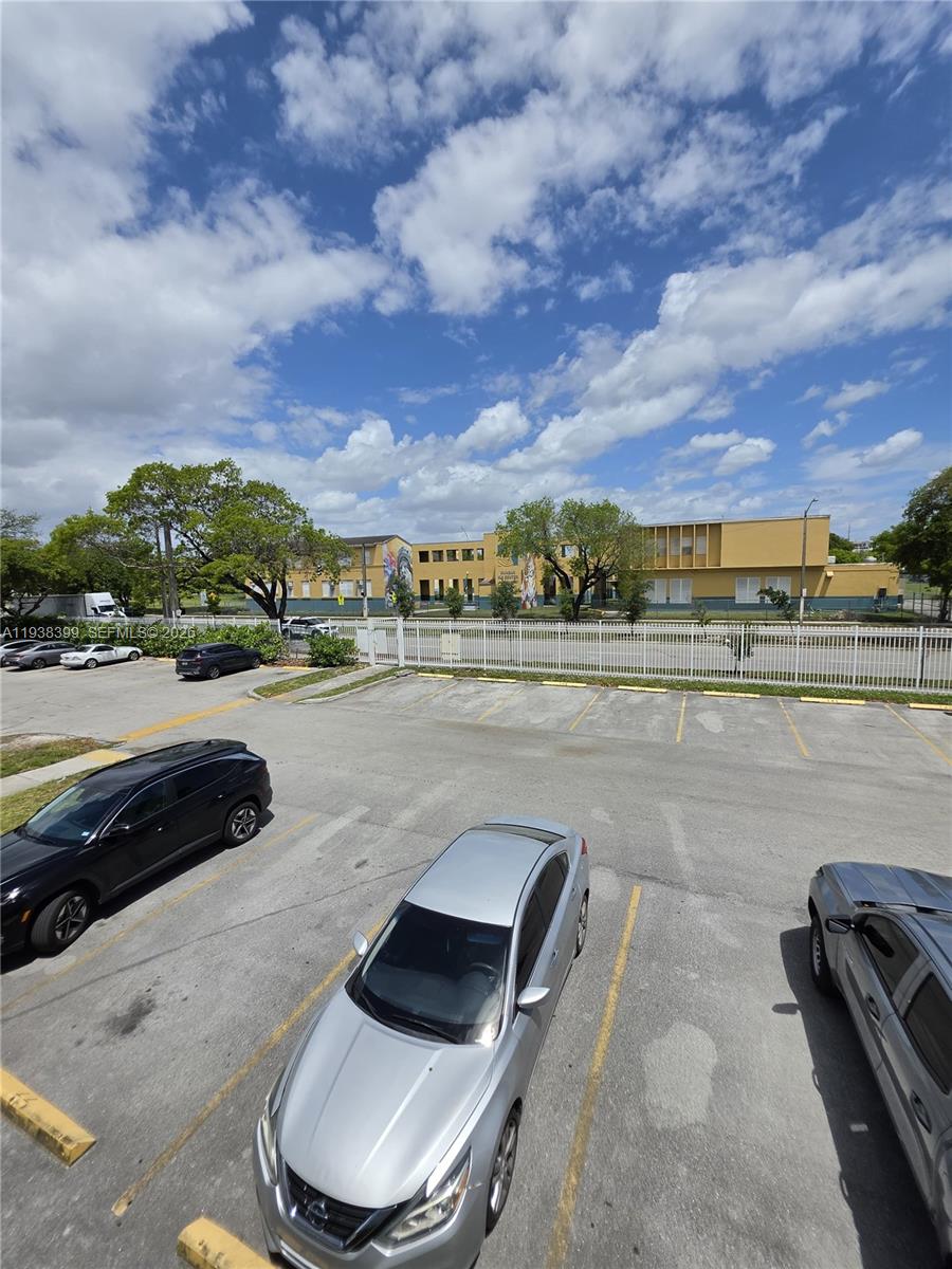 1990 NW 4th Ct #7, Miami FL 33136