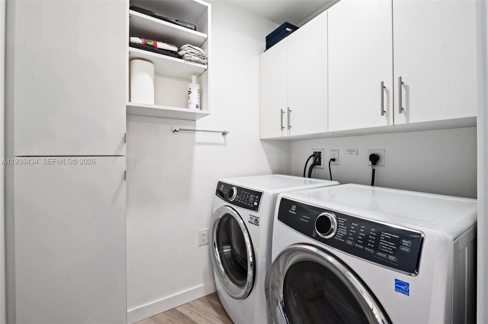 851 NE 1st Ave #2809, Miami FL 33132