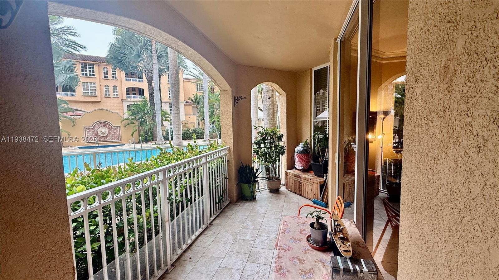 3001 NE 185th St #112, Aventura FL 33180