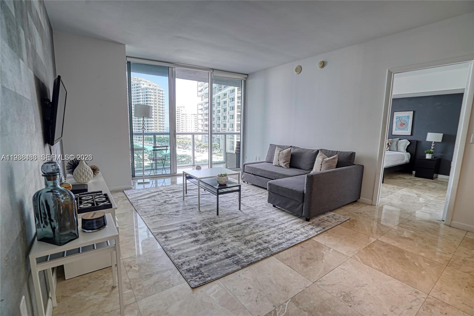 485 Brickell Ave #1701, Miami FL 33131